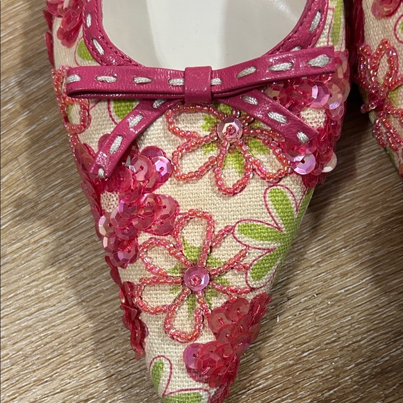 Vintage Y2K Amanda Smith Pink and Green Floral Kitten Heels - Picture 2 of 5